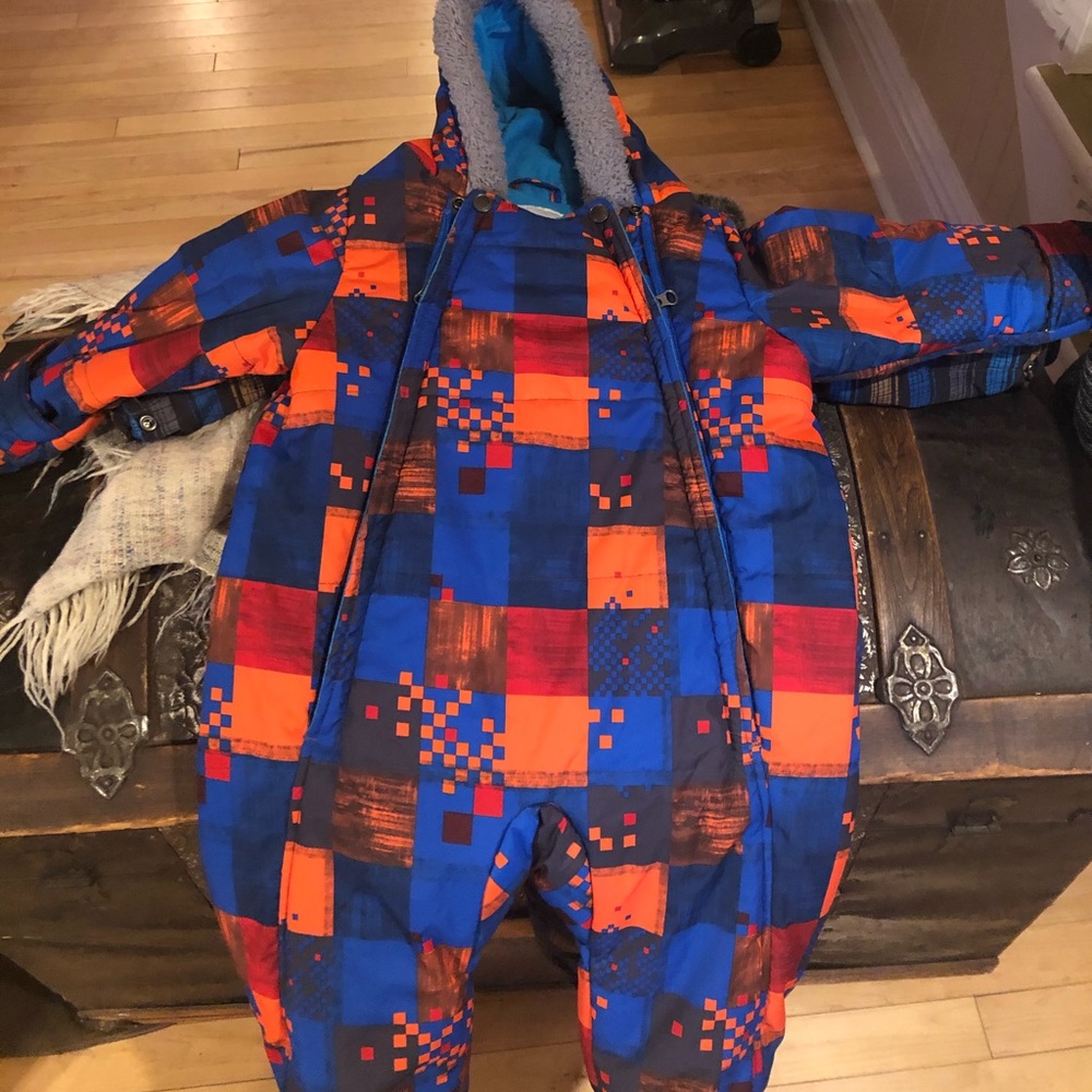 One piece snowsuit